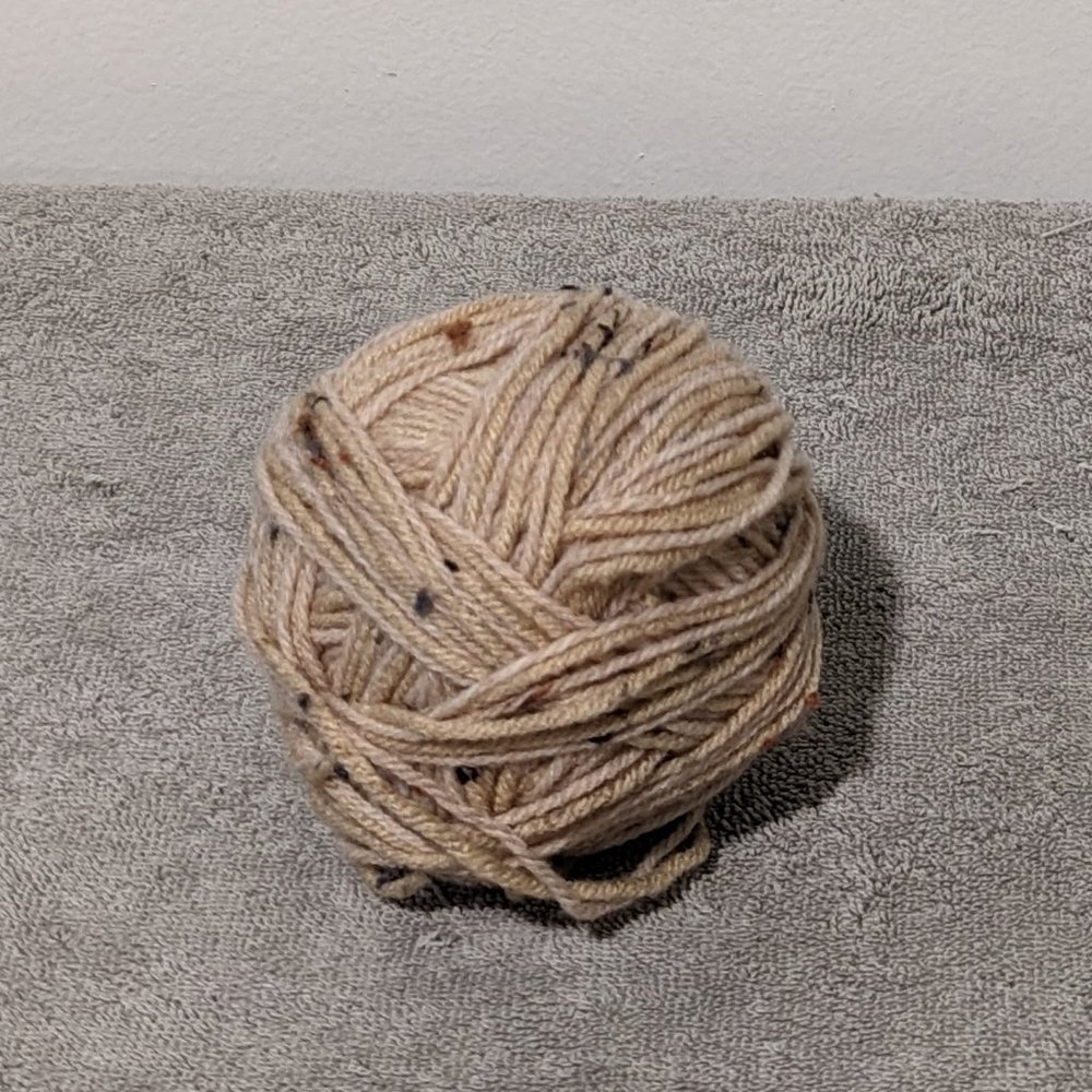 YARN Acrylic Tan Taupe Beige Cream Flecked Mixed Ball Fiber Content Unknown